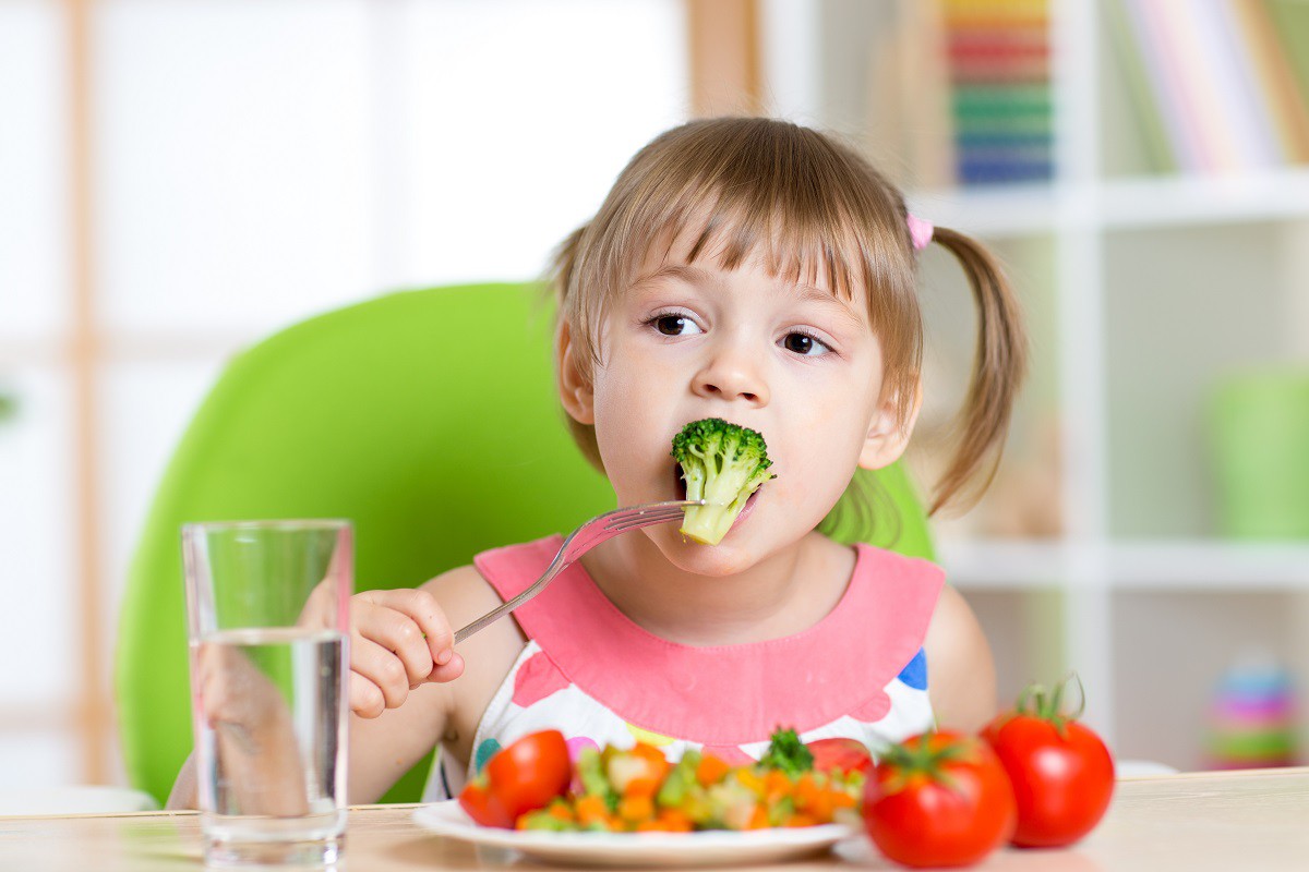 Kodėl vaikų maisto poreikiai didesni
